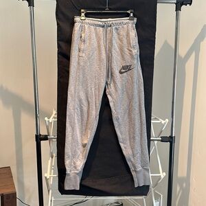 Nike sweat pants women’s Xs